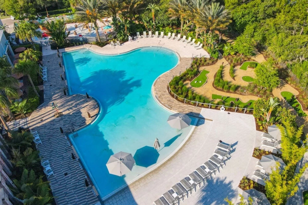 Festival Resort 70