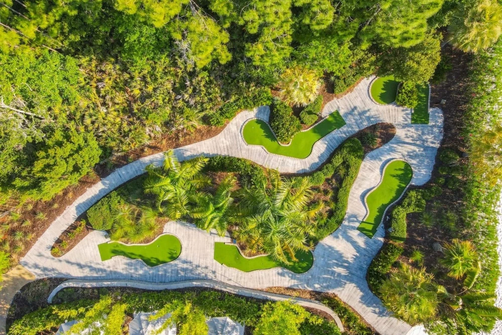 Festival Resort 70