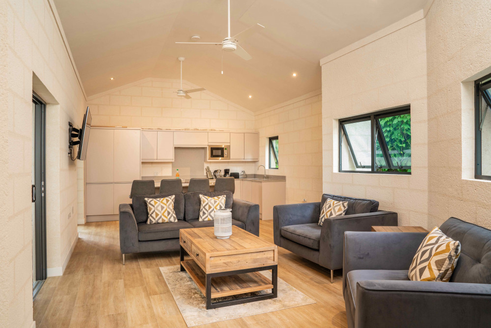 Sandy Lane - Parnassus Cottage