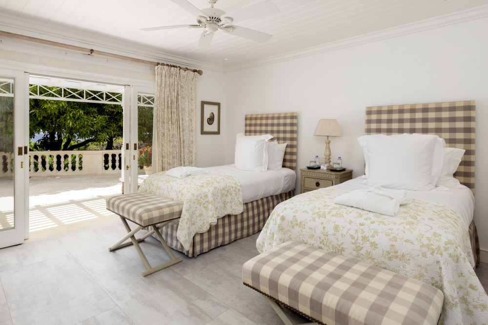 Sandy Lane - Half Moon