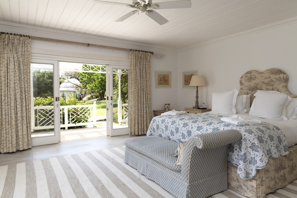 Sandy Lane - Half Moon