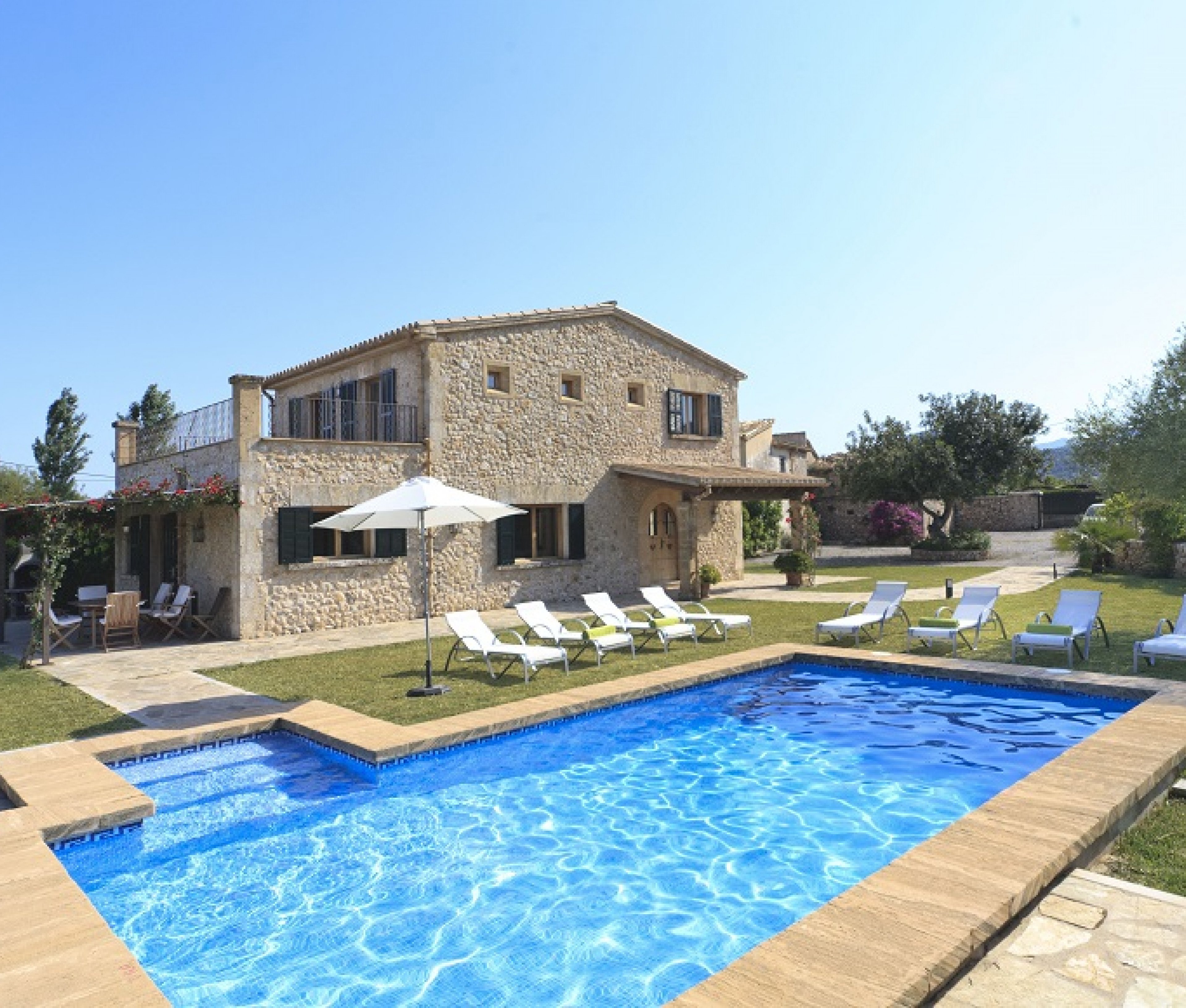 Font Xica Petit - Majorca holiday villas with pools