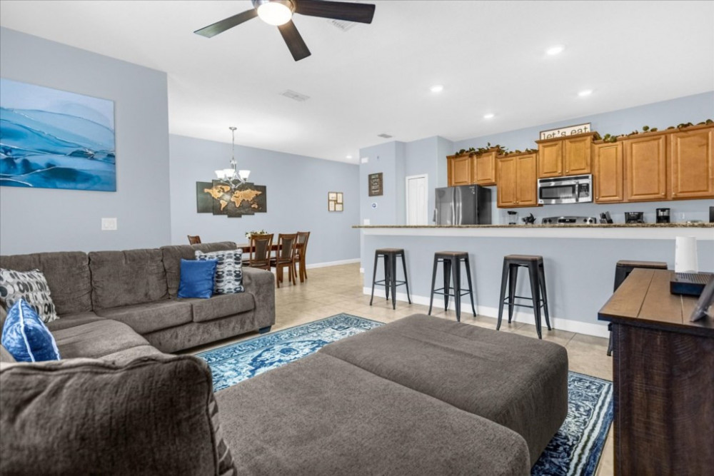 Paradise Palms Resort 331