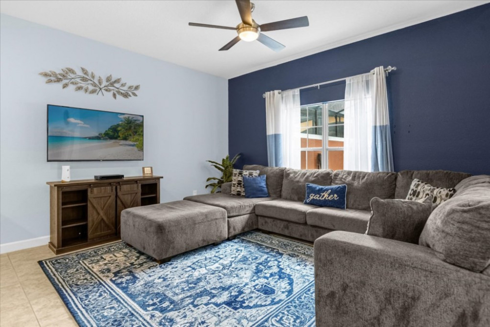 Paradise Palms Resort 331