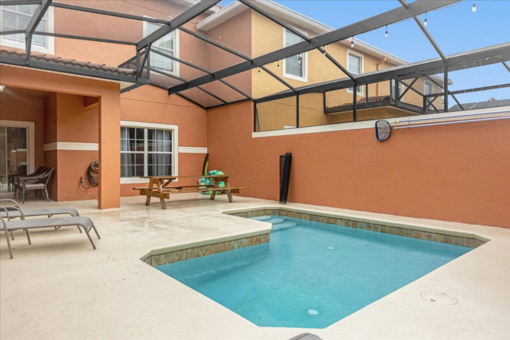 Paradise Palms Resort 331