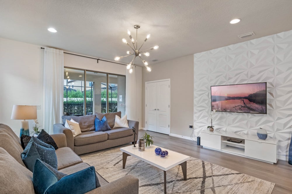 Windsor at Westside 1223