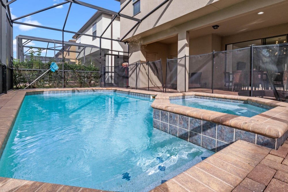 Windsor at Westside 1223