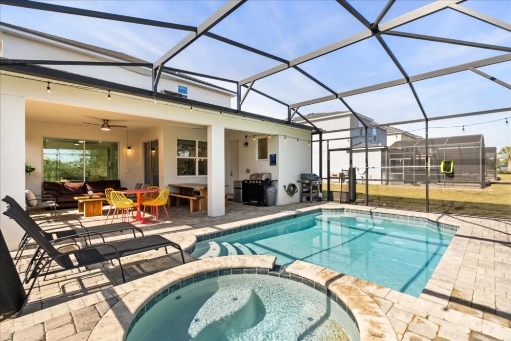 Solara Resort 519