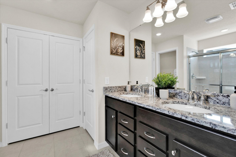 Windsor Island Resort 250