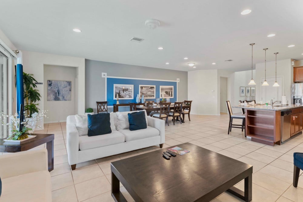 Windsor at Westside 1245