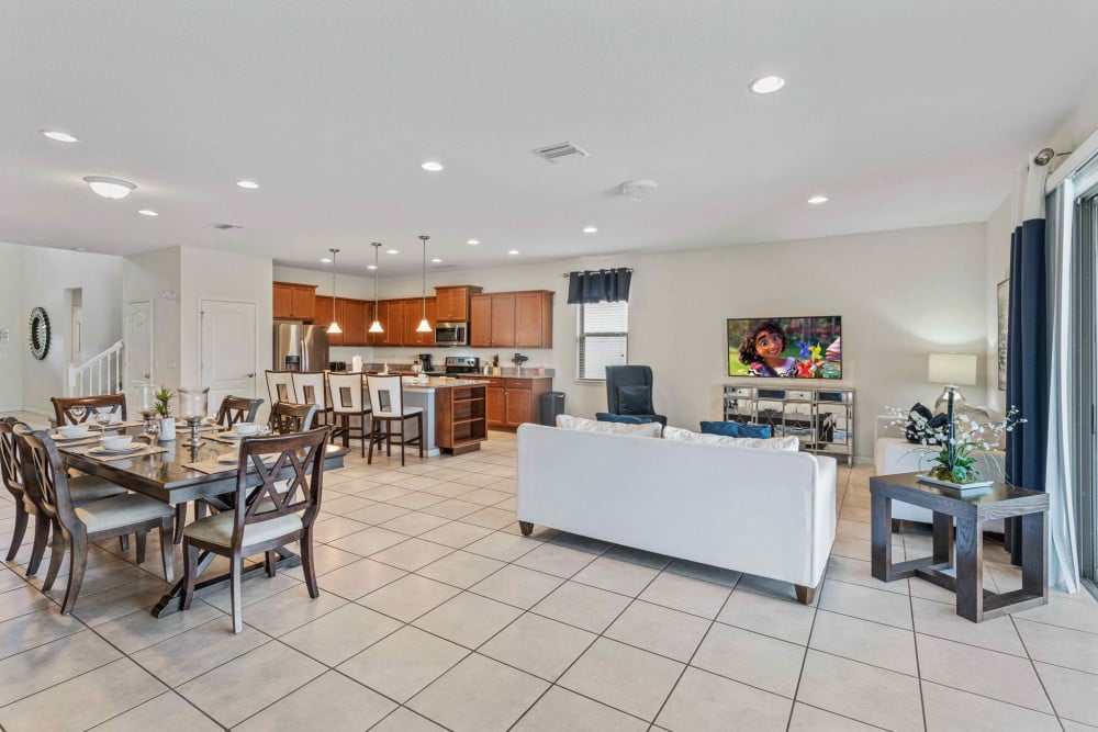 Windsor at Westside 1245