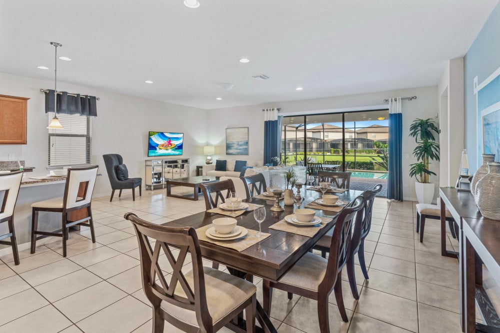 Windsor at Westside 1245