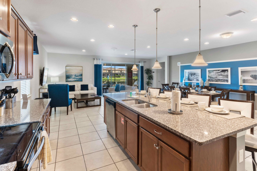 Windsor at Westside 1245