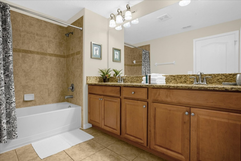 Paradise Palms Resort 332