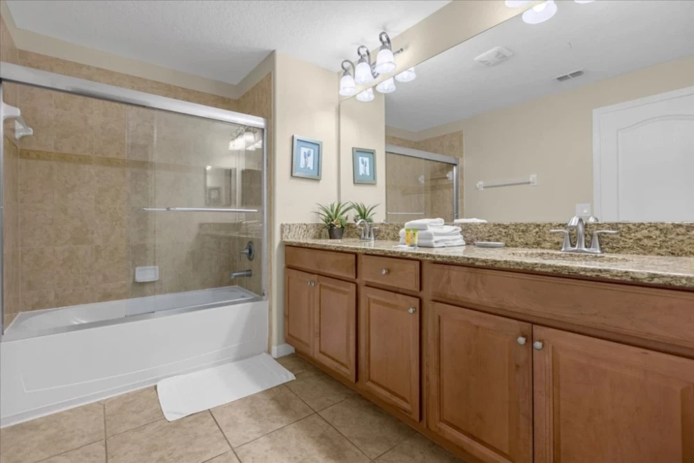 Paradise Palms Resort 332