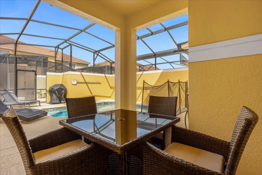 Paradise Palms Resort 335