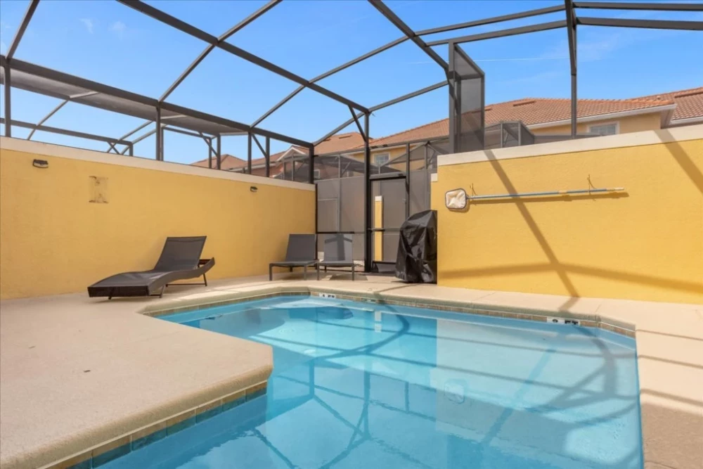 Paradise Palms Resort 335