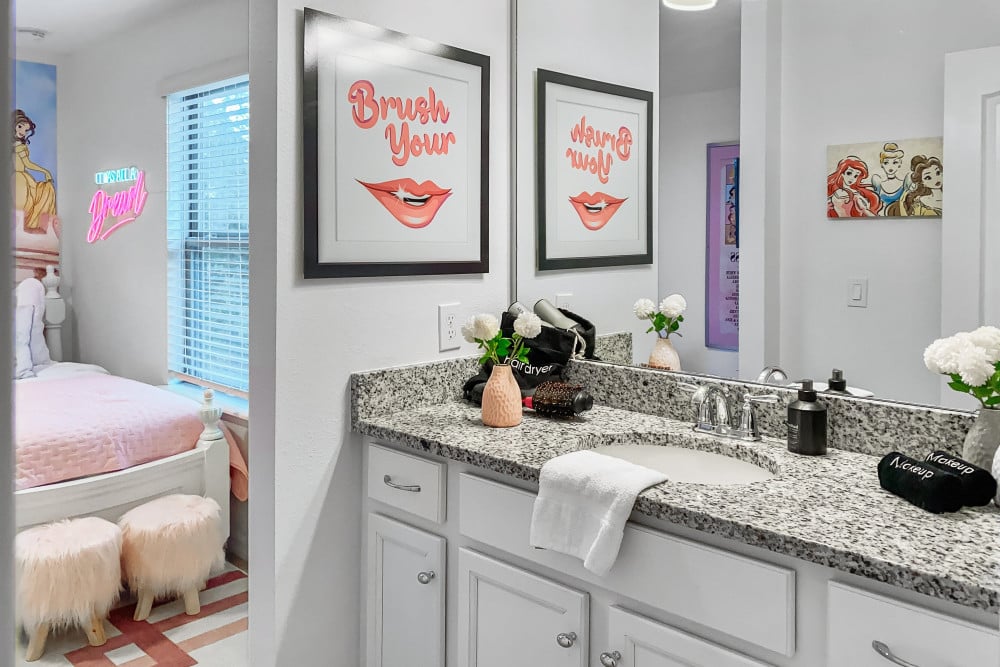 Windsor at Westside 1248