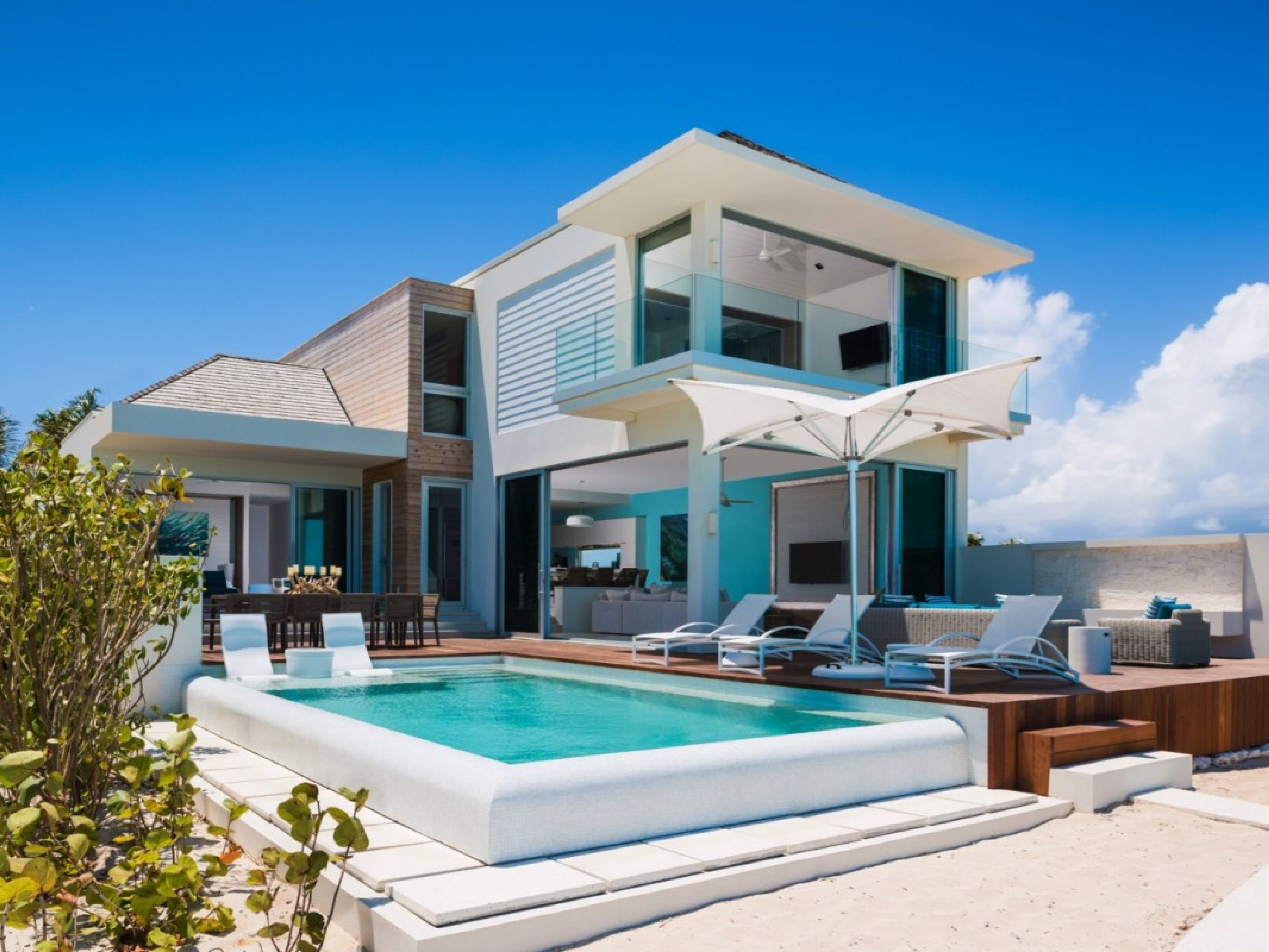 Eos Beachfront Villa