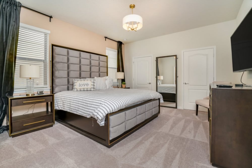 Windsor at Westside 1235