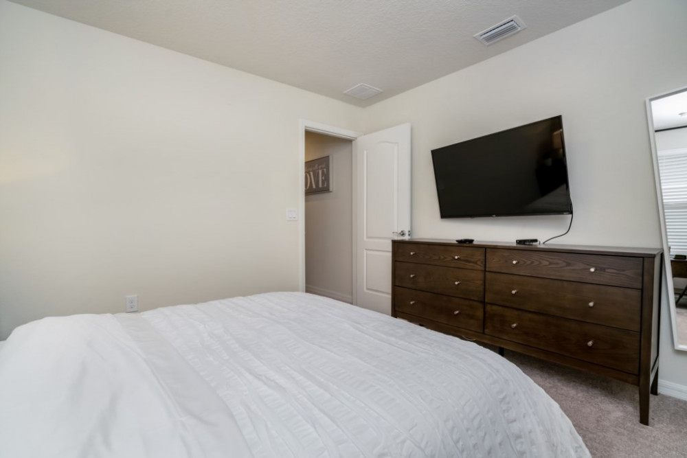 Windsor at Westside 1235