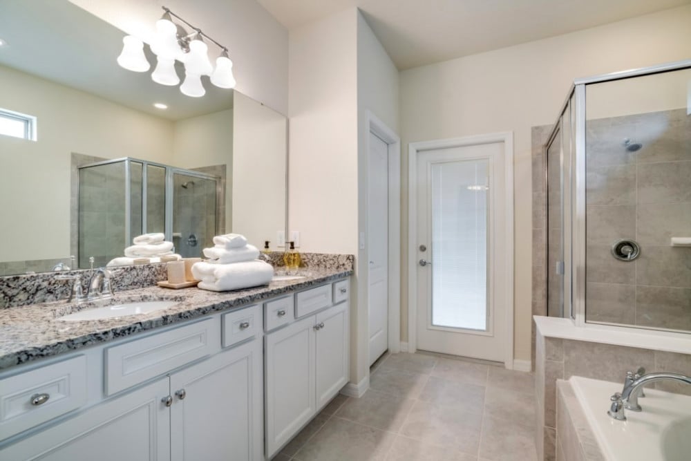 Windsor at Westside 1235