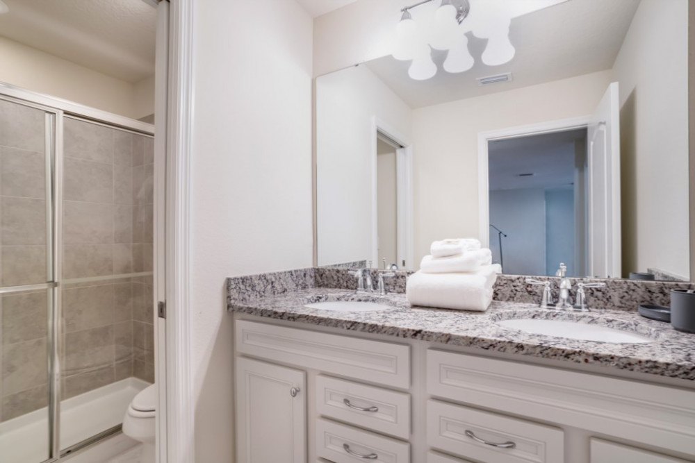 Windsor at Westside 1235