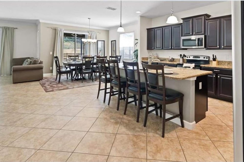 Paradise Palms Resort 342