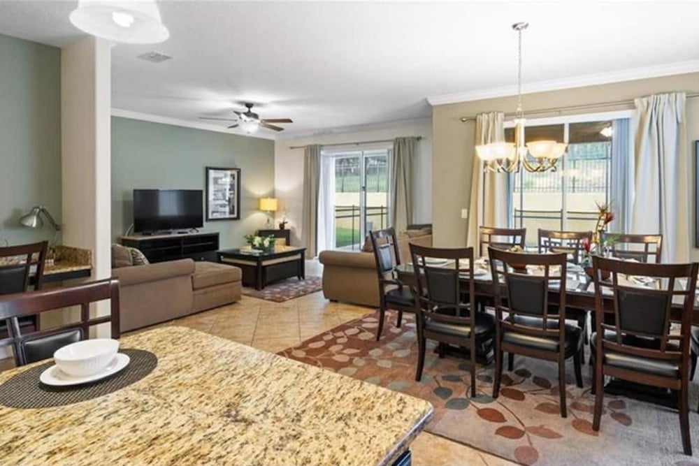 Paradise Palms Resort 342