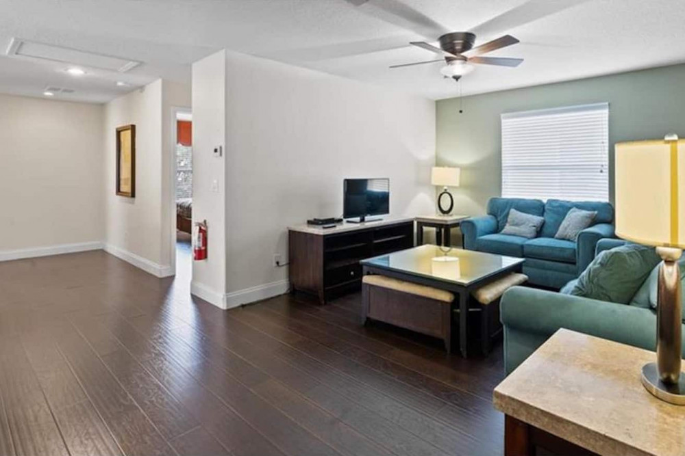 Paradise Palms Resort 342