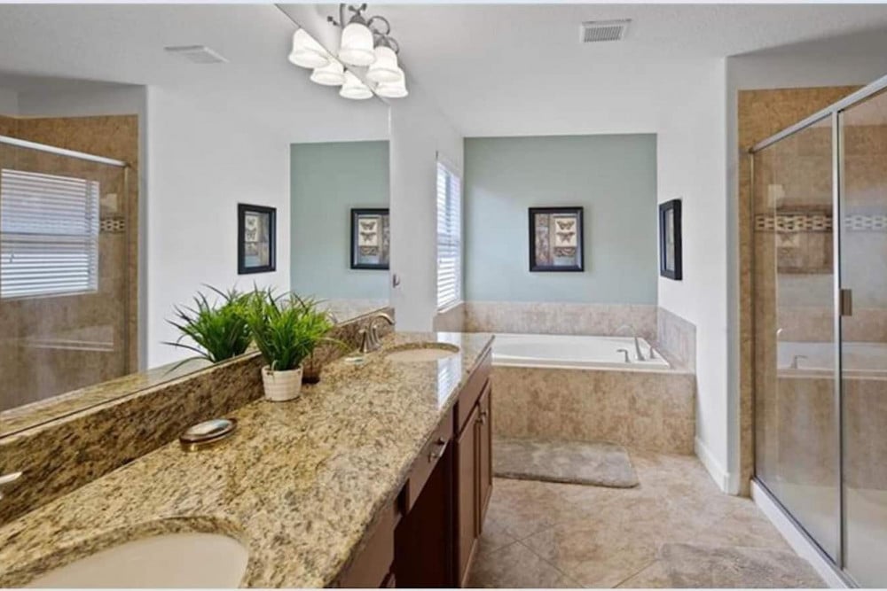 Paradise Palms Resort 342