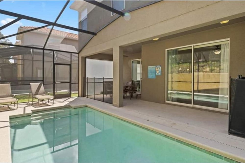 Paradise Palms Resort 342