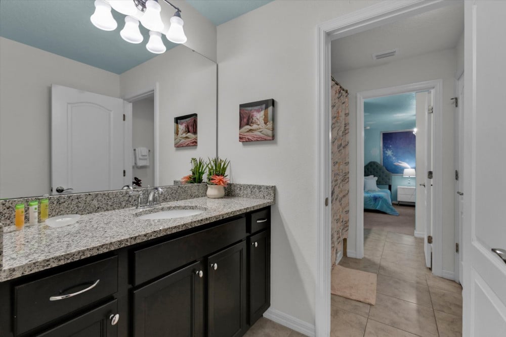 Windsor at Westside 1239