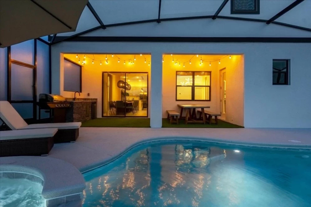 Paradiso Grande 8