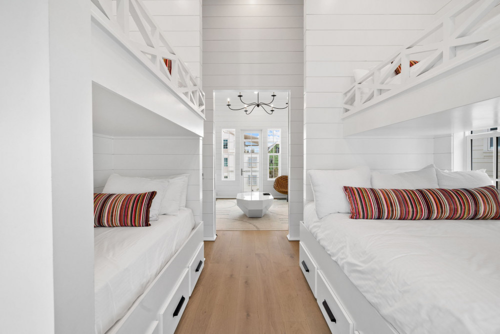 Seagrove 15