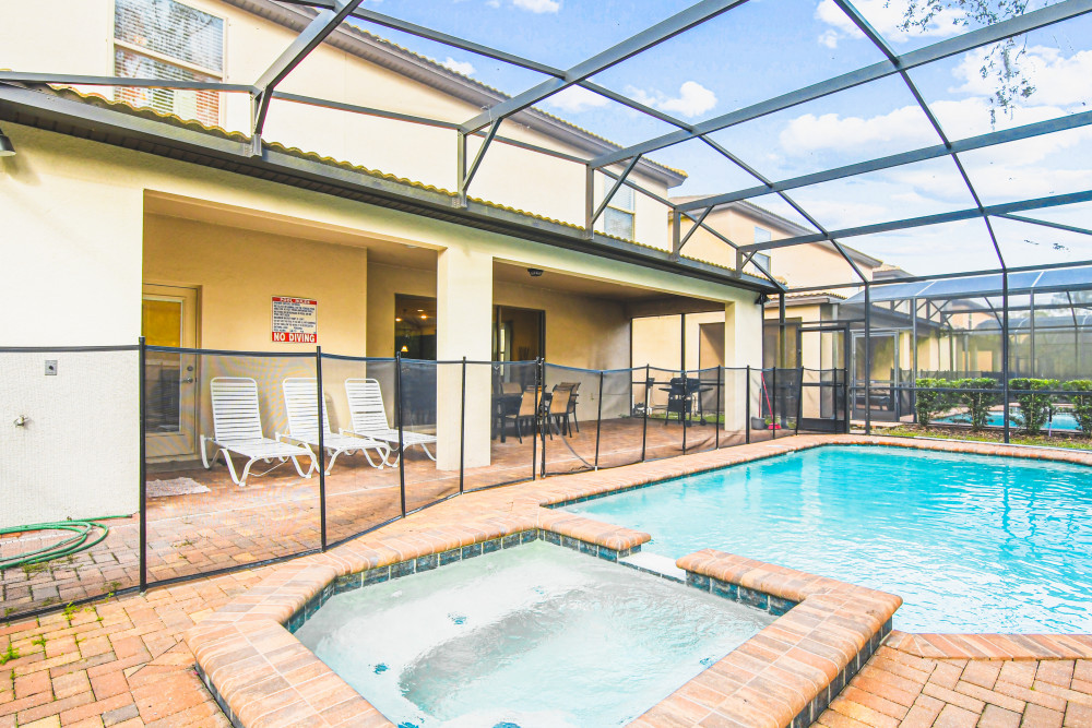 Windsor at Westside 1241