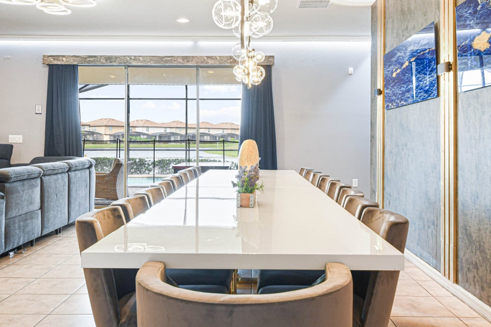 Windsor at Westside 1243