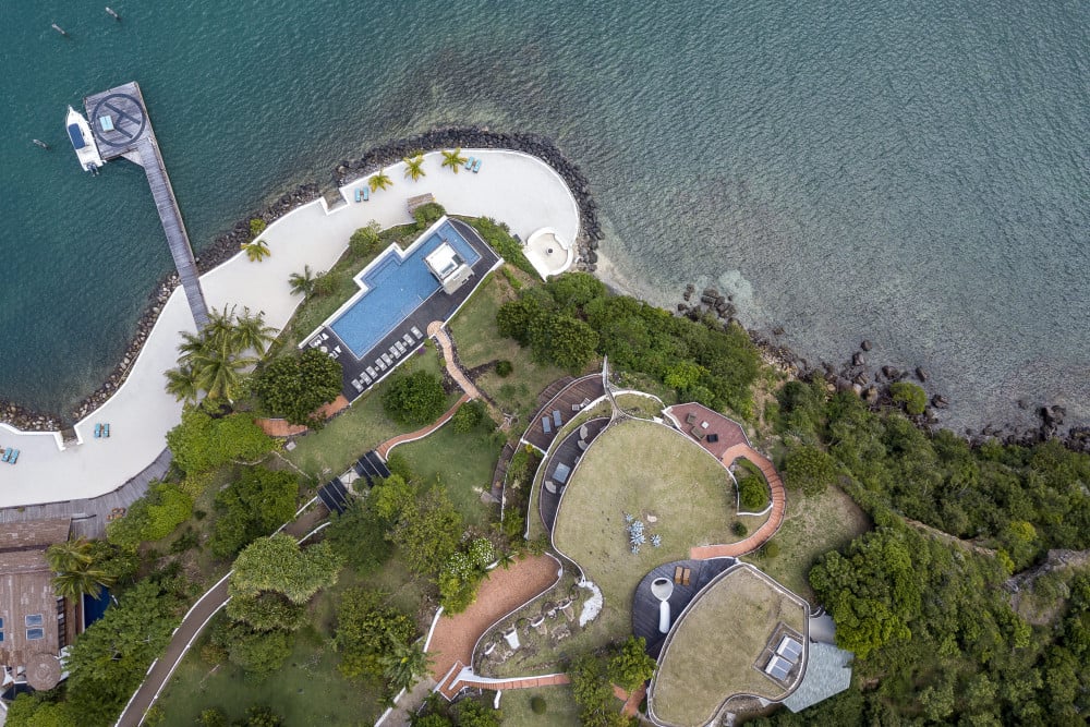 The Main House & The Beach House - 12 bedroom