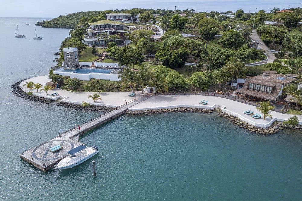 The Main House & The Beach House - 12 bedroom