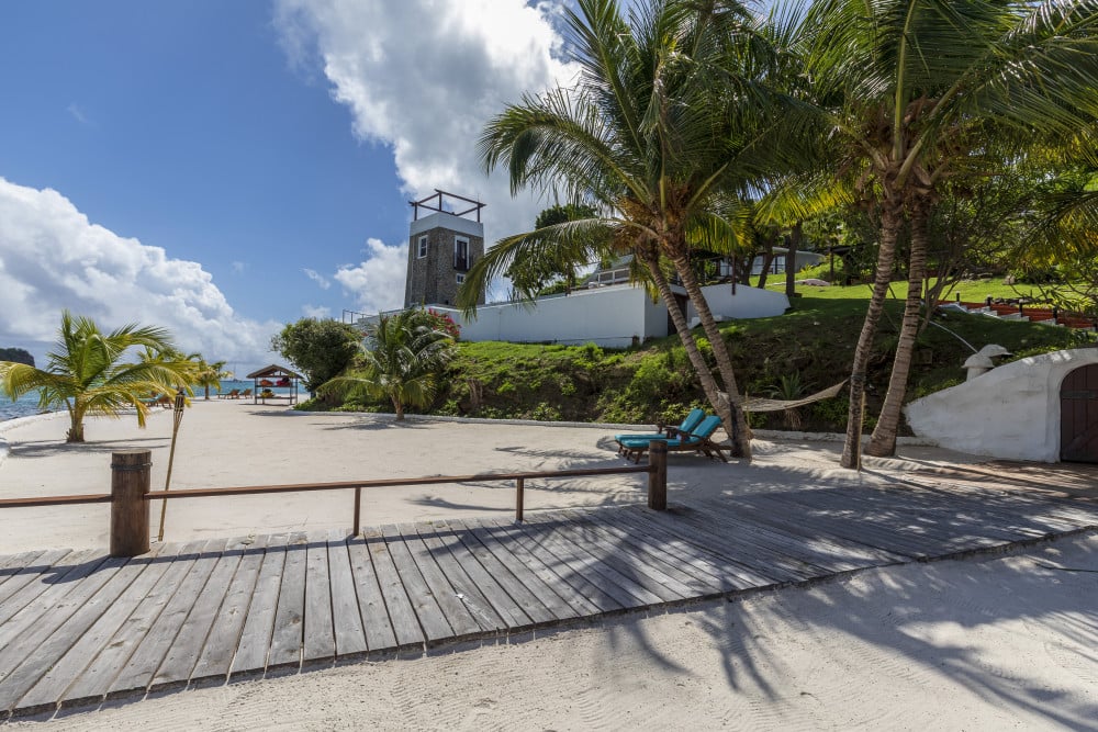 The Main House & The Beach House - 12 bedroom