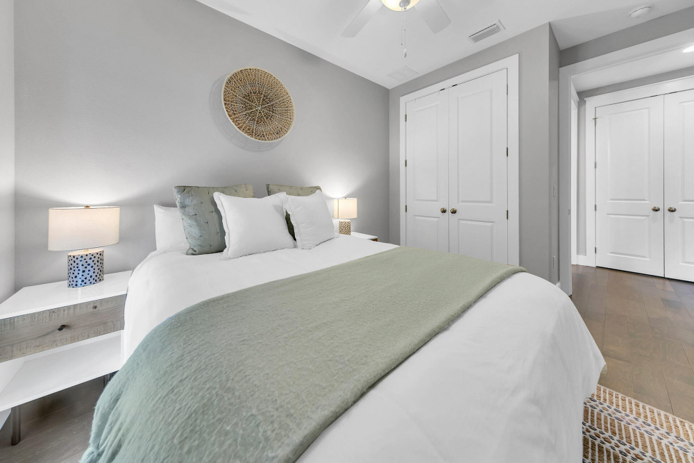 Seagrove 41
