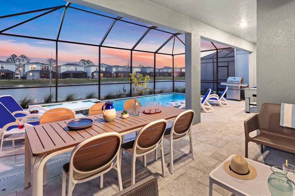 Villatel Orlando Resort 100