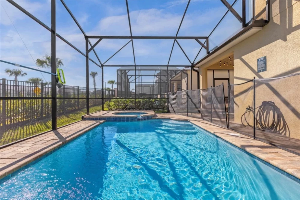Solara Resort 553