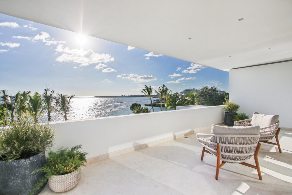 Casa de Campo 300