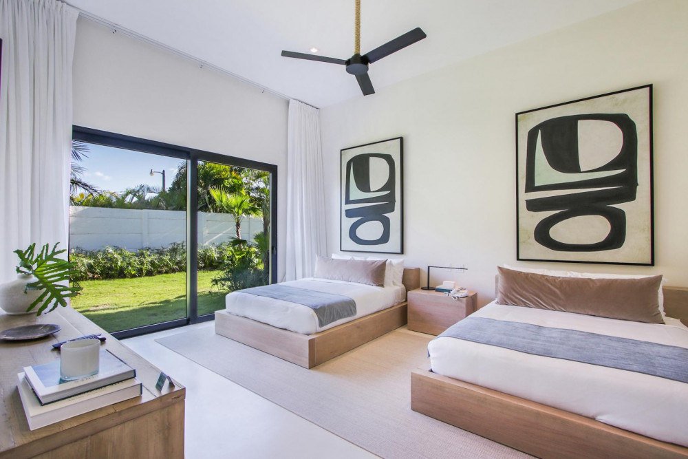 Casa de Campo 300