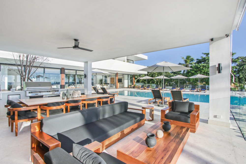 Casa de Campo 300