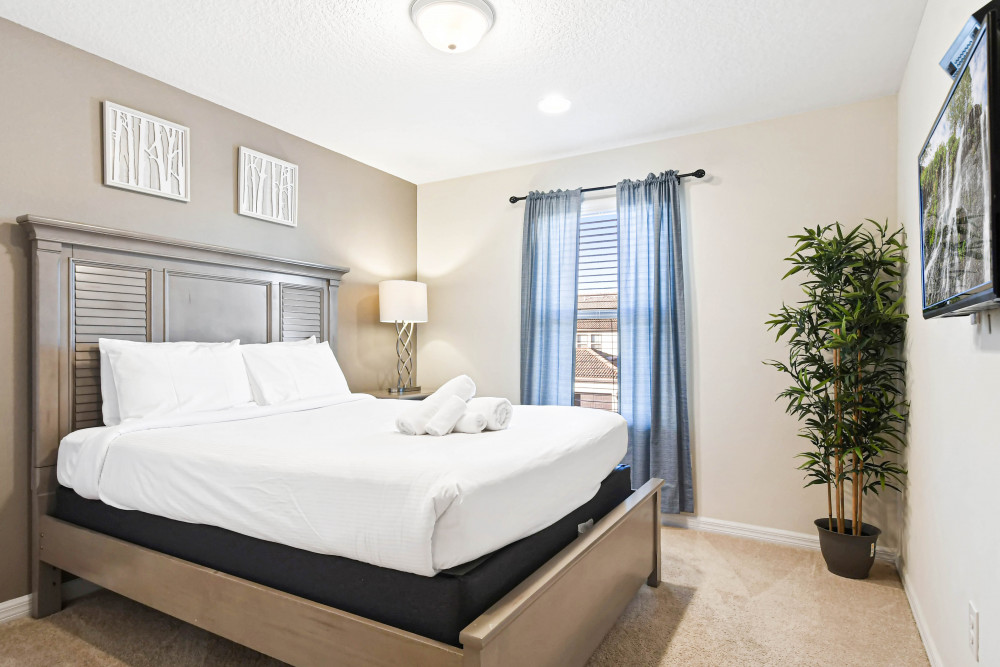 Windsor at Westside 1250