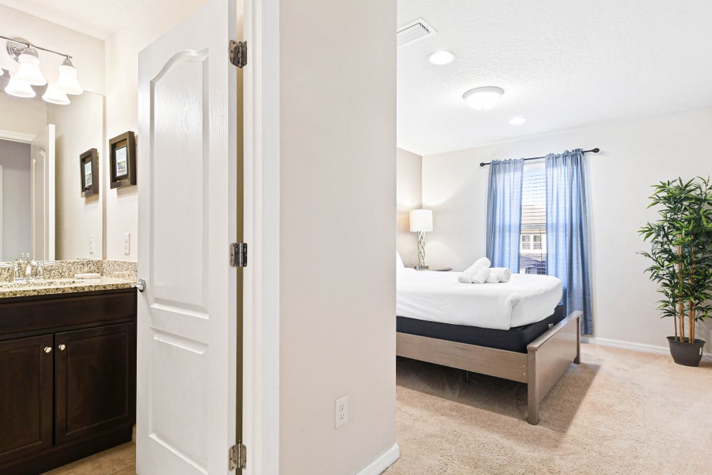 Windsor at Westside 1250