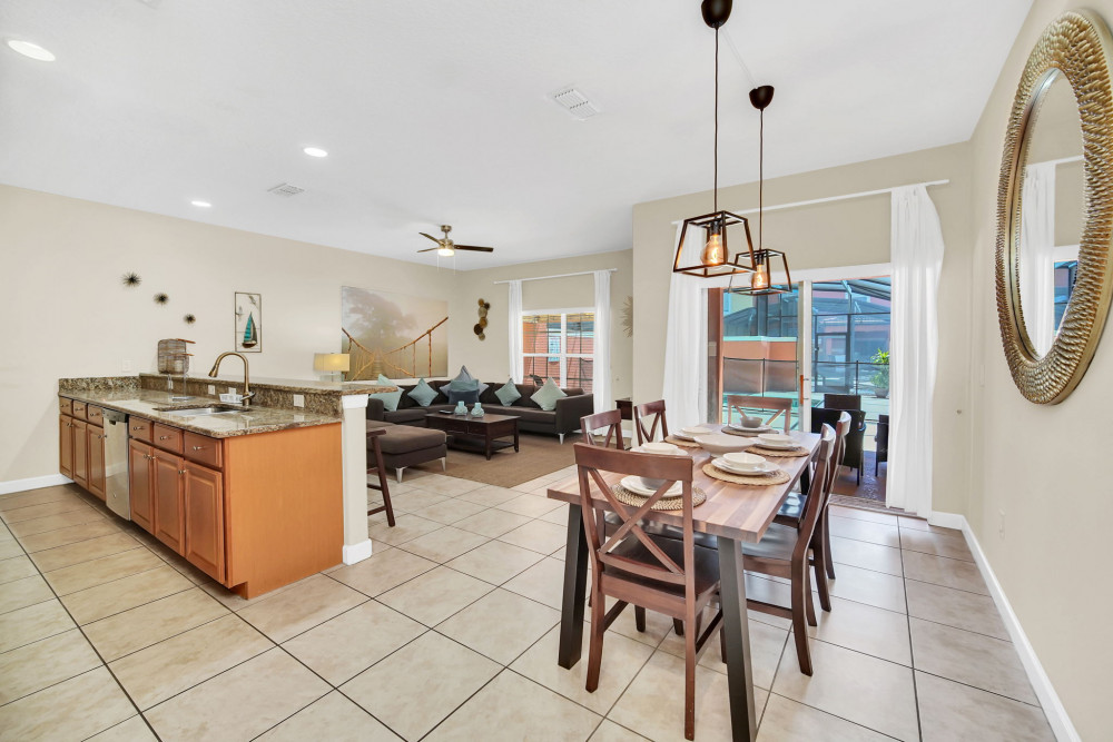 Paradise Palms Resort 354