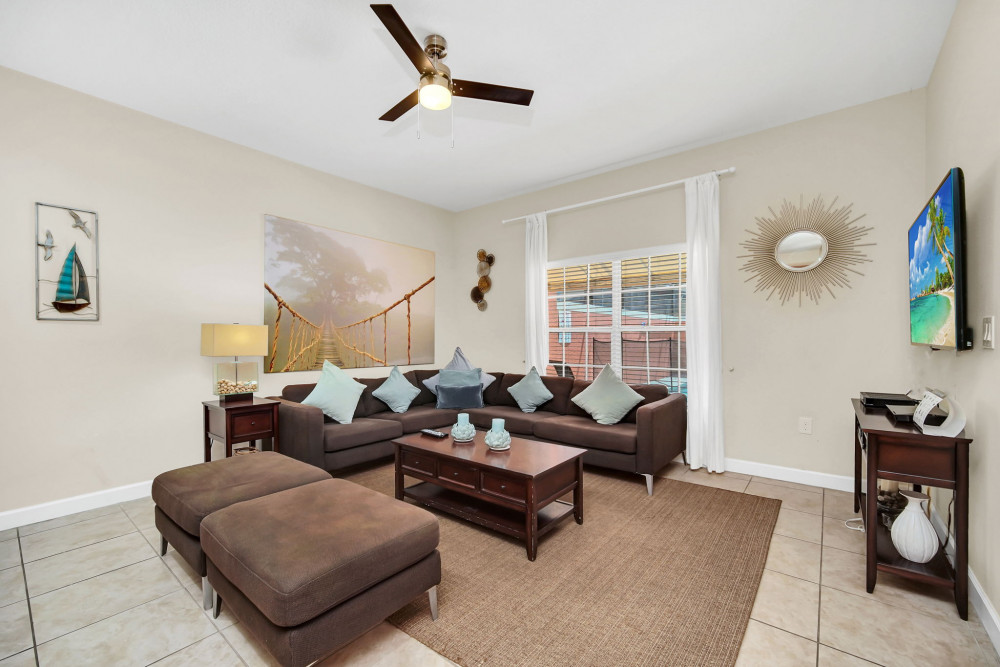 Paradise Palms Resort 354